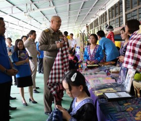 พลเรือเอก พงษ์เทพ หนูเทพ องคมนตรี ประธานกรรมการบริหาร ... พารามิเตอร์รูปภาพ 4