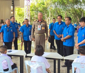 พลเรือเอก พงษ์เทพ หนูเทพ องคมนตรี ... พารามิเตอร์รูปภาพ 3