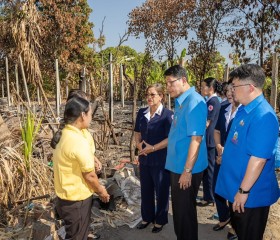 นายทวี เสริมภักดีกุล ผู้ว่าราชการจังหวัดพิษณุโลก ... พารามิเตอร์รูปภาพ 3