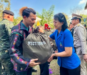 นายพลากร สุวรรณรัฐ องคมนตรี นายกมูลนิธิราชประชานุเคราะห์ฯ ... พารามิเตอร์รูปภาพ 8
