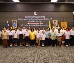 พิธีปิดโครงการฝึกอบรมพัฒนาและทักษะชีวิตนักเรียนทุนพระราชทานเพื่อการศึกษาสงเคราะห์และครอบครัว ผู้ประสบสาธารณภัย รุ่นที่ ๕ จังหวัดพระนครศรีอยุธยา ... พารามิเตอร์รูปภาพ 69