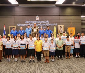 พิธีปิดโครงการฝึกอบรมพัฒนาและทักษะชีวิตนักเรียนทุนพระราชทานเพื่อการศึกษาสงเคราะห์และครอบครัว ผู้ประสบสาธารณภัย รุ่นที่ ๕ จังหวัดพระนครศรีอยุธยา ... พารามิเตอร์รูปภาพ 50