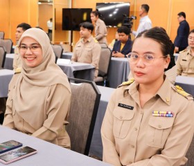 พลเรือเอก พงษ์เทพ หนูเทพ องคมนตรี ... พารามิเตอร์รูปภาพ 13