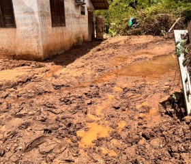 พระบาทสมเด็จพระเจ้าอยู่หัว ทรงพระกรุณาโปรดเกล้าฯ ให้ ... พารามิเตอร์รูปภาพ 13