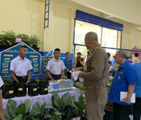 พลเรือเอก พงษ์เทพ หนูเทพ องคมนตรี ... Image 2