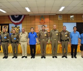 พล.ต.อ.จักรทิพย์ ชัยจินดา ผบ.ตร. ... Image 4