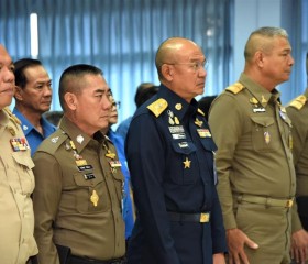 พล.ต.อ.จักรทิพย์ ชัยจินดา ผบ.ตร. ... Image 7