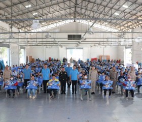 นายชัยนรงค์ วงศ์ใหญ่ ผู้ว่าราชการจังหวัดน่าน ... พารามิเตอร์รูปภาพ 5