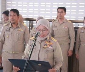 พระบาทสมเด็จพระเจ้าอยู่หัว ทรงพระกรุณาโปรดเกล้าฯ ให้ พลเอก ... พารามิเตอร์รูปภาพ 1