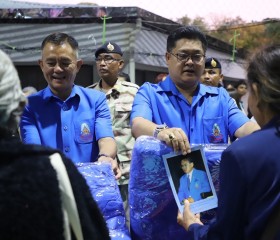 นายจำเริญ แหวนเพ็ชร รองผู้ว่าราชการจังหวัดสุรินทร์ ... พารามิเตอร์รูปภาพ 9