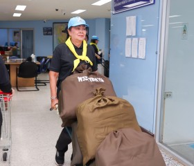 พลเรือเอก พงษ์เทพ หนูเทพ องคมนตรี ... พารามิเตอร์รูปภาพ 2