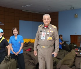 พลเรือเอก พงษ์เทพ หนูเทพ องคมนตรี ... พารามิเตอร์รูปภาพ 43