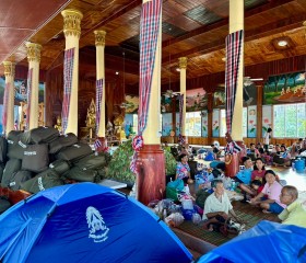 นายวิลาศ รุจิวัฒนพงศ์ รองประธานฝ่ายบรรเทาทุกข์ ... พารามิเตอร์รูปภาพ 4