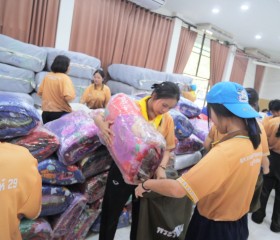 นายวิลาศ รุจิวัฒนพงศ์ รองประธานฝ่ายบรรเทาทุกข์ ... พารามิเตอร์รูปภาพ 3