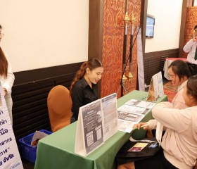 พลเรือเอก พงษ์เทพ หนูเทพ องคมนตรี ... พารามิเตอร์รูปภาพ 25