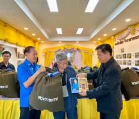 นายวิลาศ รุจิวัฒนพงศ์ รองประธานฝ่ายบรรเทาทุกข์ ... พารามิเตอร์รูปภาพ 7