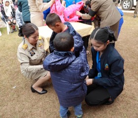 นายพลากร สุวรรณรัฐ องคมนตรี นายกมูลนิธิราชประชานุเคราะห์ฯ ... พารามิเตอร์รูปภาพ 14