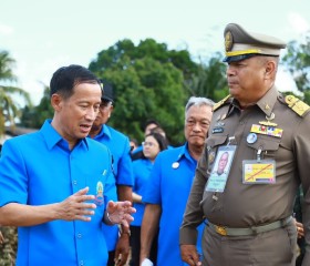 พลเรือเอก พงษ์เทพ หนูเทพ องคมนตรี ... พารามิเตอร์รูปภาพ 5