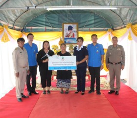 นายสรพงษ์ ชายแก้ว นายอำเภอเลิงนกทา กรรมการ ... พารามิเตอร์รูปภาพ 2