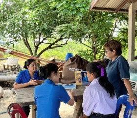คณะกรรมการฝ่ายการสังคมสงเคราะห์ เจ้าหน้าที่มูลนิธิ ฯ ... พารามิเตอร์รูปภาพ 1
