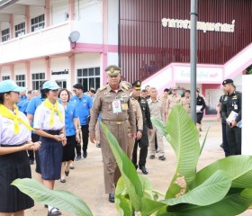 พลเรือเอก พงษ์เทพ หนูเทพ องคมนตรี ... พารามิเตอร์รูปภาพ 14