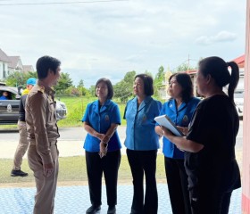 คณะกรรมการฝ่ายการสังคมสงเคราะห์ เจ้าหน้าที่มูลนิธิ ฯ ... พารามิเตอร์รูปภาพ 6