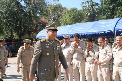 พระบาทสมเด็จพระเจ้าอยู่หัว ทรงพระกรุณาโปรดเกล้าโปรดกระหม่อม ... Image 1