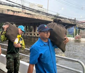 พลเรือเอก พงษ์เทพ หนูเทพ องคมนตรี ... พารามิเตอร์รูปภาพ 10