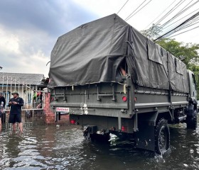 พลเรือเอก พงษ์เทพ หนูเทพ องคมนตรี ... พารามิเตอร์รูปภาพ 27