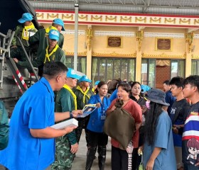 พลเรือเอก พงษ์เทพ หนูเทพ องคมนตรี ... พารามิเตอร์รูปภาพ 16