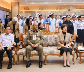 พลเรือเอก พงษ์เทพ หนูเทพ องคมนตรี ประธานกรรมการบริหาร ... พารามิเตอร์รูปภาพ 3