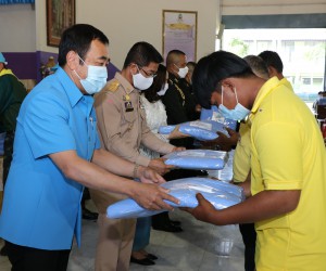 ผู้ว่าราชการจังหวัดกาญจนบุรี ในฐานะประธานกรรมการมูลนิธิราชปร ... Image 12