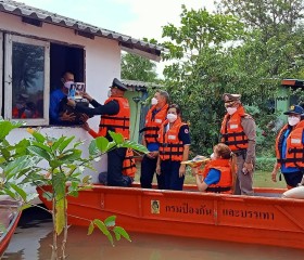 นายพงษ์สิทธิ์ เนื่องจำนงค์ รองผู้ว่าราชการจังหวัดปราจีนบุรี ... Image 6