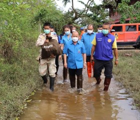 นายมาหมะพีสกรี วาแม รองผู้ว่าราชการจังหวัดสงขลา ... พารามิเตอร์รูปภาพ 4