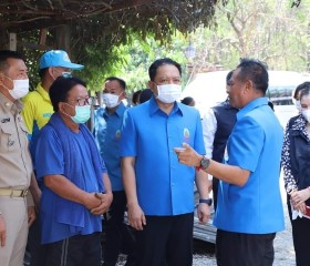 นายธีรพัฒน์ คัชมาตย์ ผู้ว่าราชการจังหวัดอุทัยธานี ... Image 2