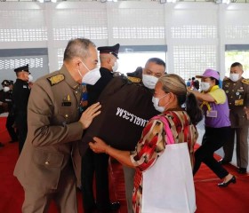 นายอำพน กิตติอำพน องคมนตรี ... พารามิเตอร์รูปภาพ 1