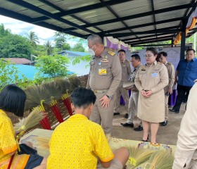 พลเรือเอก พงษ์เทพ หนูเทพ องคมนตรี ประธานกรรมการบริหาร ... Image 3